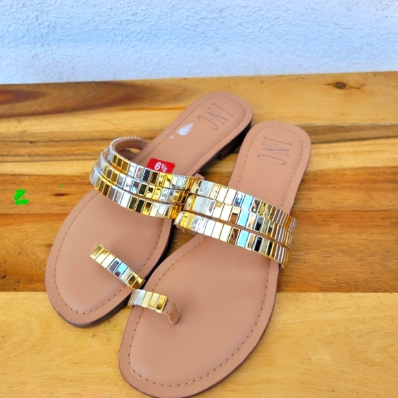 INC Jaylee Womens Embellished Toe Ring Slip-On Flat Sandals Size 6.5 - Picture 11 of 16